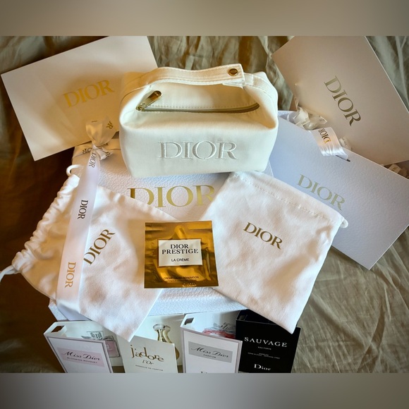 Dior-Bridal Pouch & Fragrance Bundle - Picture 9 of 10
